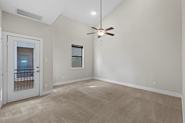 Primary Photo - 1420 Wilson St