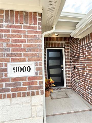Building Photo - 9000 Dameron Dr