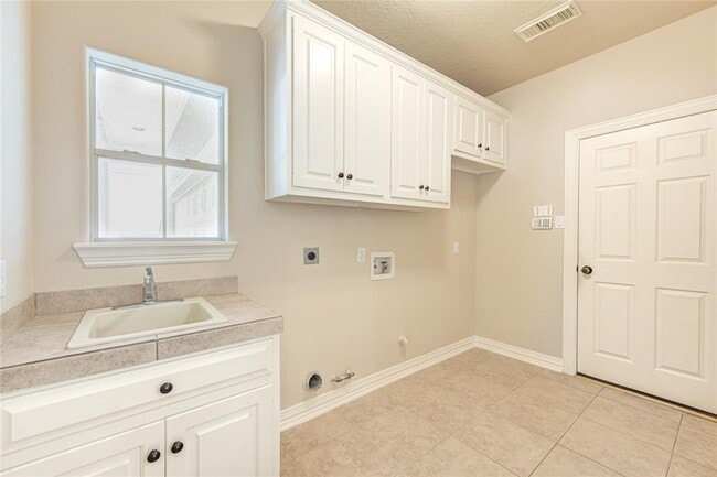 Building Photo - 14214 Cloud Cliff Ln