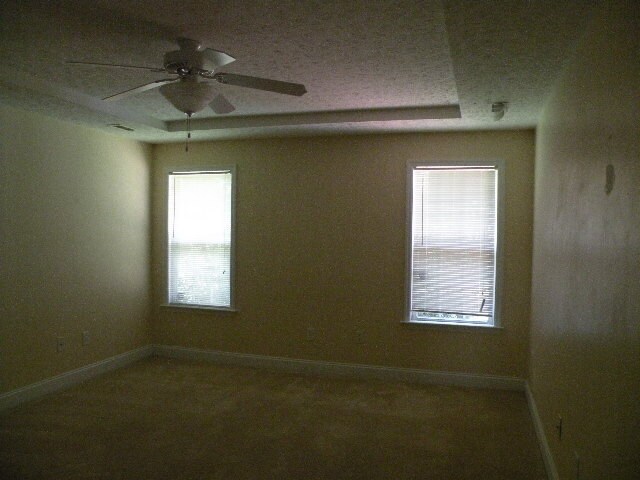 Building Photo - 105 Sand Run Rd
