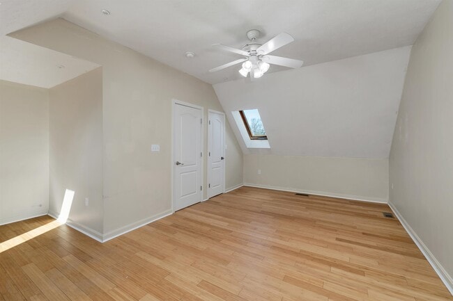 Building Photo - 32 Suffolk Ct