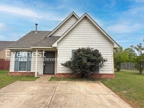 Building Photo - 9136 Kaitlyn Dr S