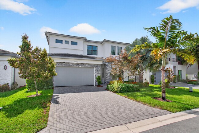 Building Photo - 17222 Blue Bayou Dr