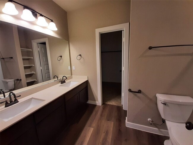 Building Photo - 25148 Pacific Wren Dr