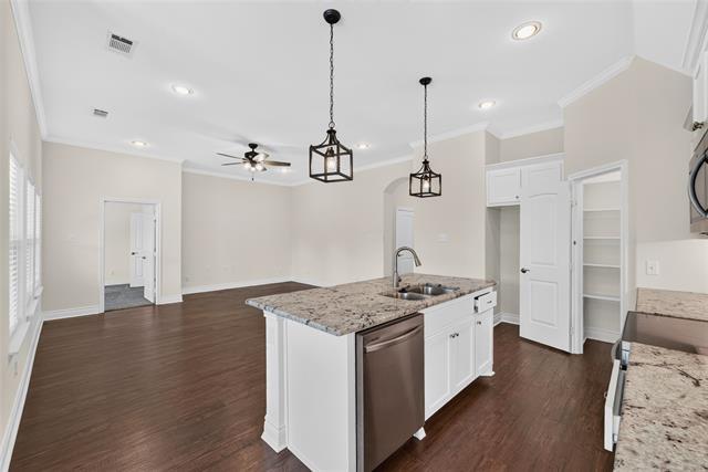 Building Photo - 8507 Christie Ln