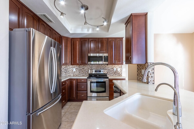 Building Photo - 13358 N 101st Pl