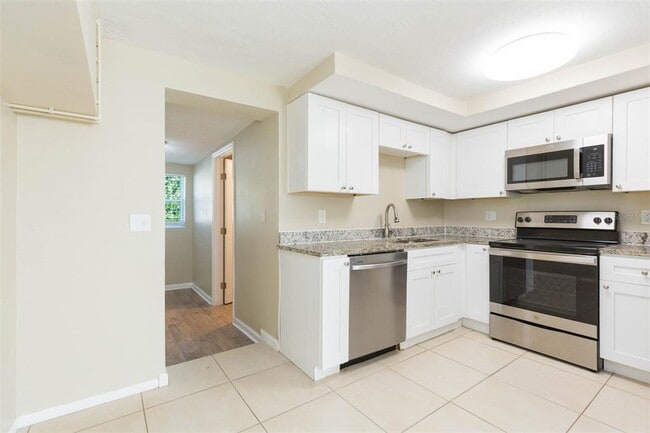 Building Photo - 4506 Grand Central Ave