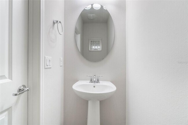 Building Photo - 14218 Lanikai Beach Dr