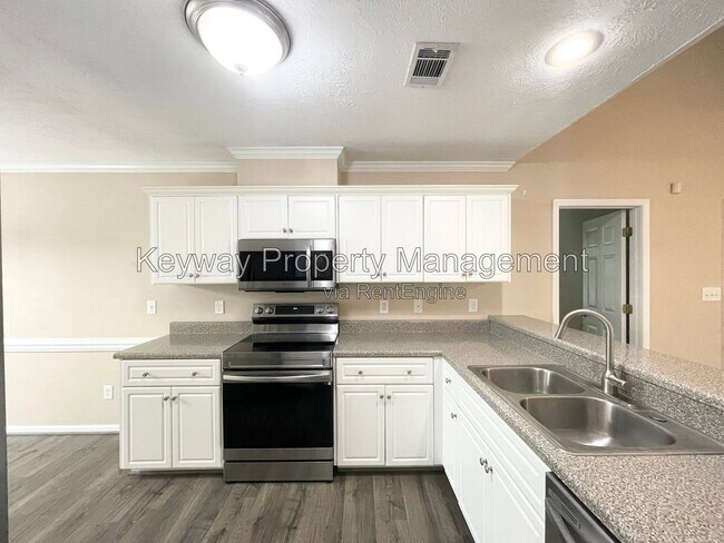 Building Photo - 749 Michelle Ct