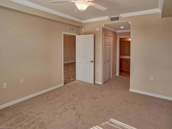 Building Photo - 9731 Acqua Ct