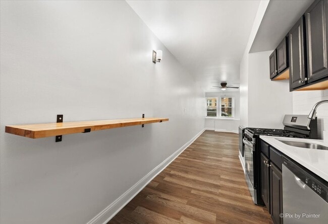 Building Photo - 5430 N Campbell Ave