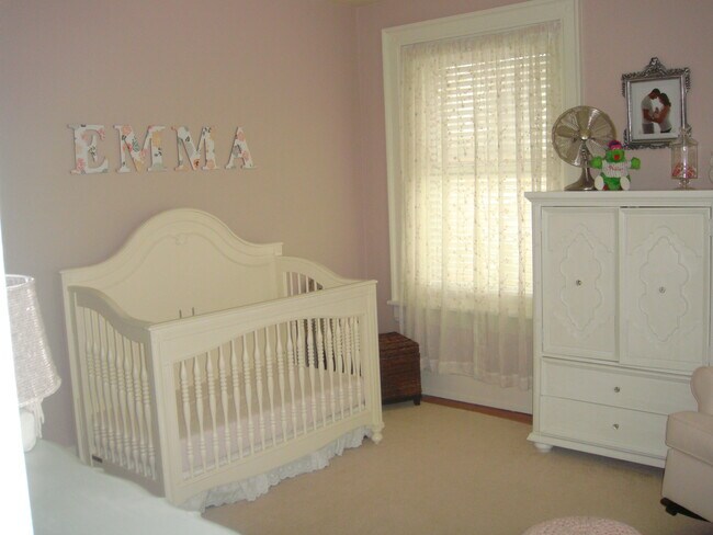 2nd Bedroom 12' X 13' - 241 W Union St