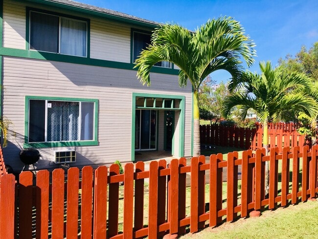Building Photo - 3 bedroom Corner Unit at Kuulako Available June 23rd