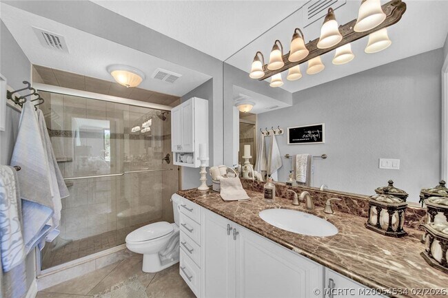 Building Photo - 10680 S Ocean Dr
