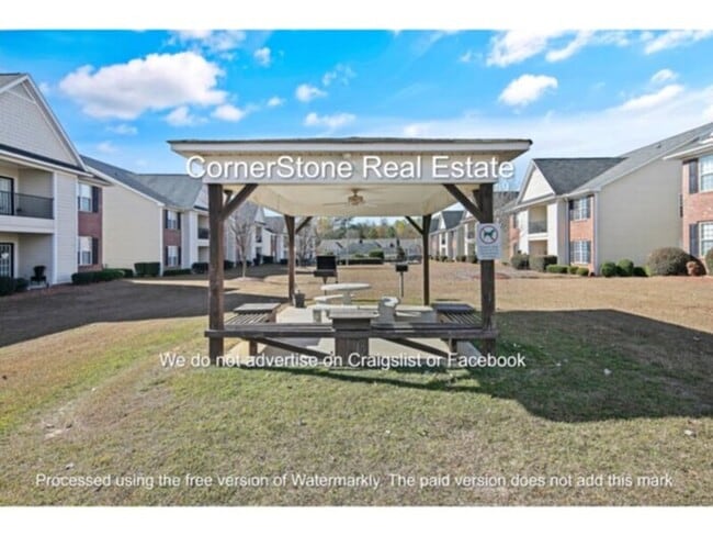 Building Photo - 4050 Bardstown Ct