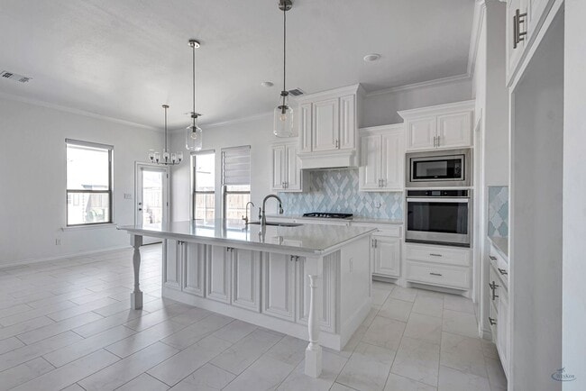 Building Photo - 1813 Wrigley Dr