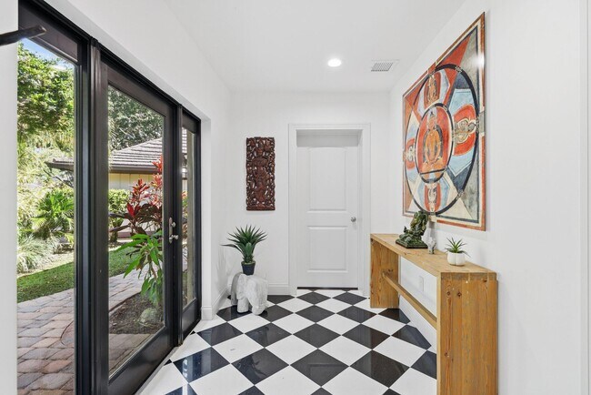 Building Photo - 2835 Polo Island Dr