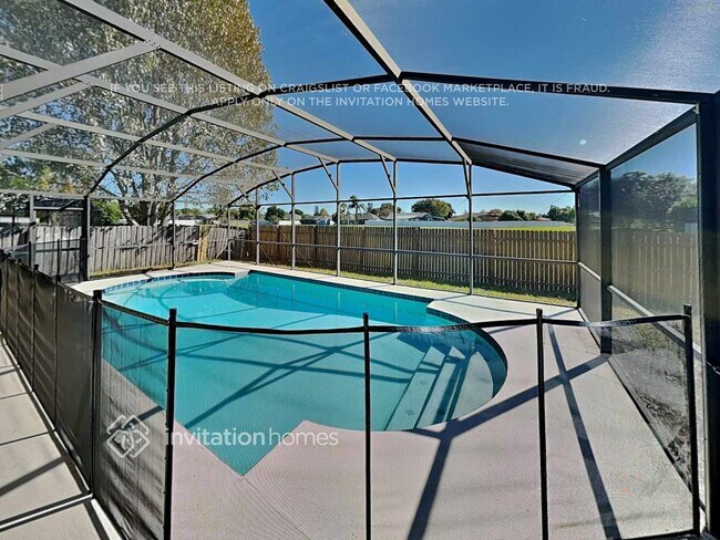 Building Photo - 1500 Lund Ave