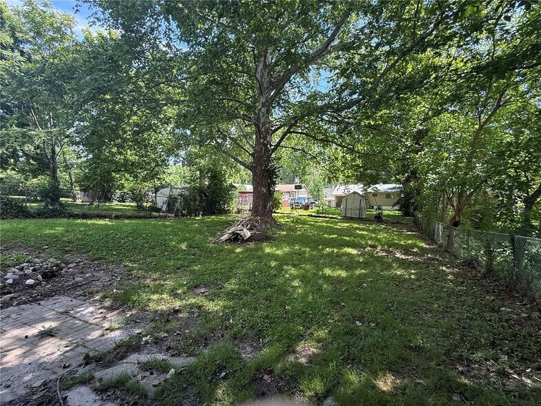 Building Photo - 10124 Winkler Dr