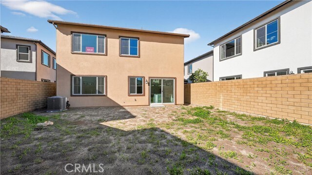 Building Photo - 107 Pansy