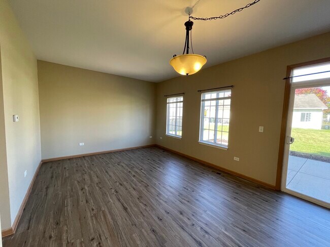 Building Photo - 1427 Levato Ln