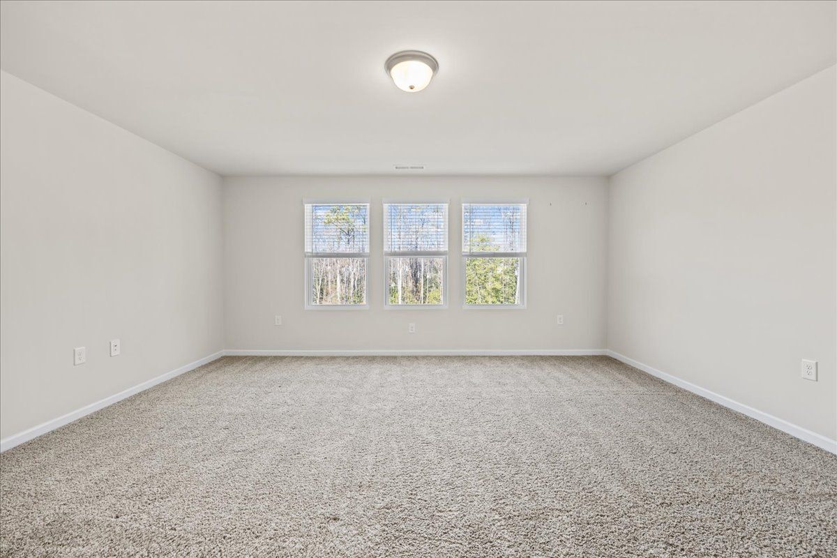 Building Photo - 149 Wilbur Lake Dr