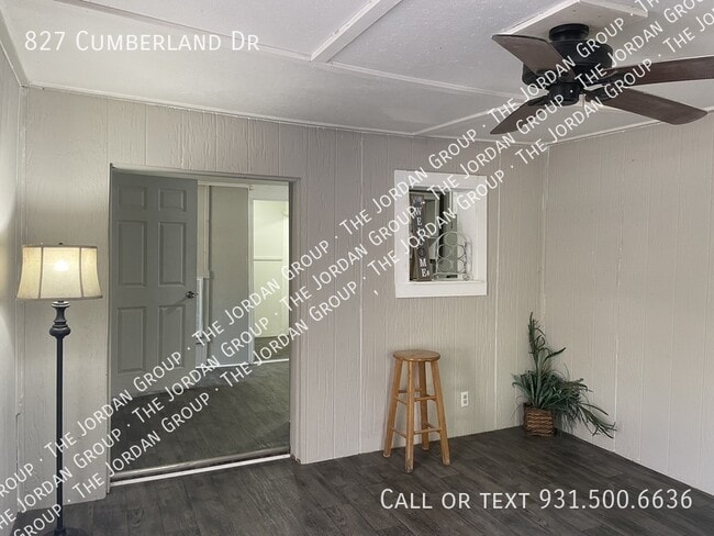 Building Photo - 827 Cumberland Dr