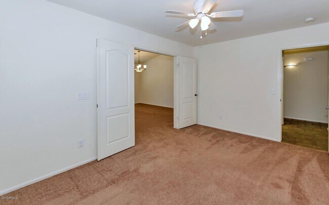 Building Photo - Gorgeous 4 Bed Single Level Norterra Home