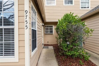 Building Photo - 9755 SW 52nd Rd