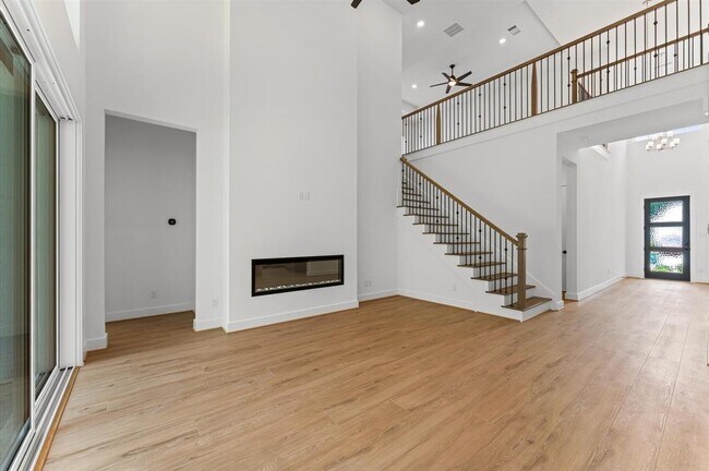 Building Photo - 8222 Sherman Pk Trl