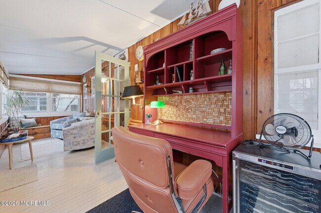 Building Photo - 14 Sunset Rd