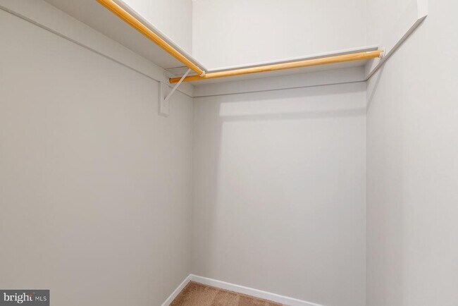 Building Photo - 2384 Branleigh Park Ct