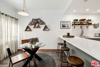 Building Photo - 1133 24th St