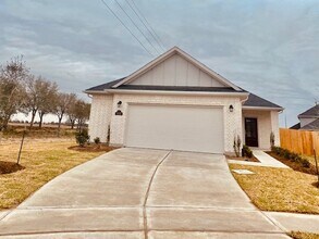 Building Photo - 31422 Horseshoe Meadow Bend Ln