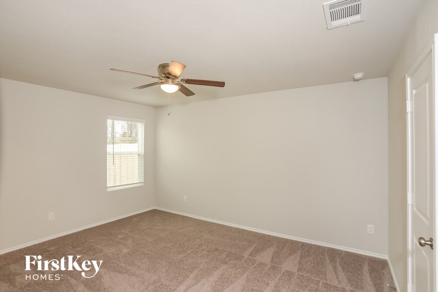 Building Photo - 1814 Morse Way