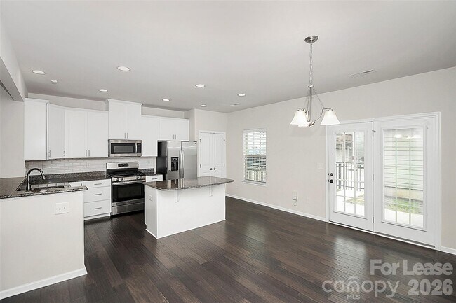 Building Photo - 3043 Potomac River Pkwy