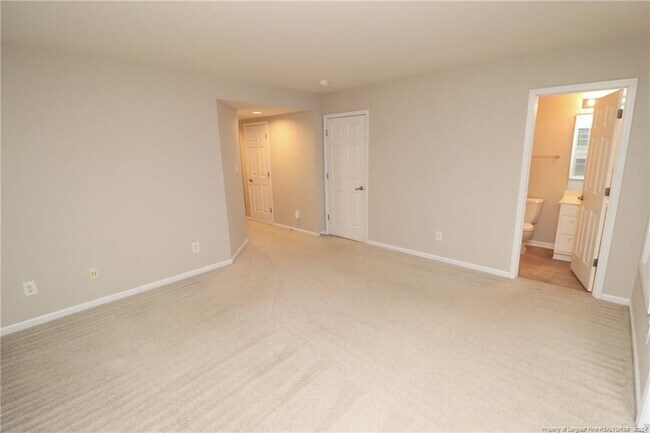 Building Photo - 8120 Upper Lake Dr