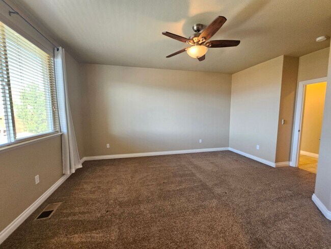 Building Photo - 18187 Kodiak Bear Ct