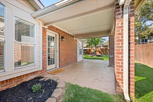 Building Photo - 3605 Villanova Dr