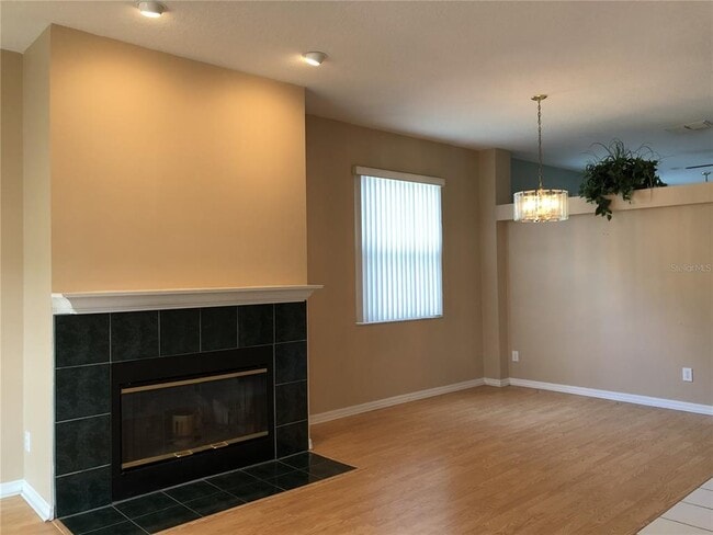 Building Photo - 4815 Riverton Dr