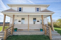 Building Photo - 833 W 27th St