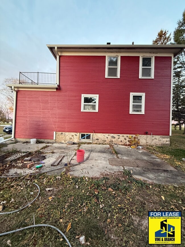 Building Photo - N8717 WI-42