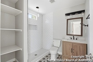 Building Photo - 126 King Roger St