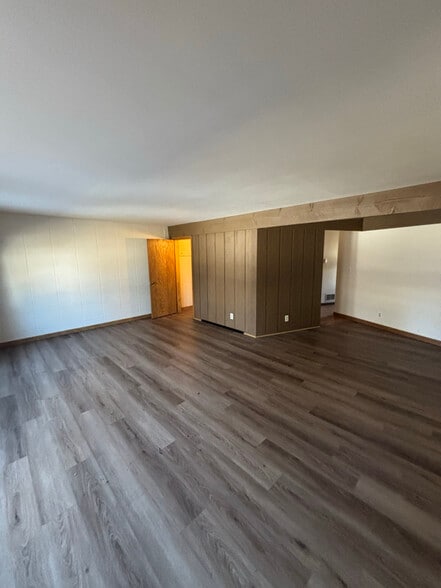 Building Photo - 2316 Post Rd