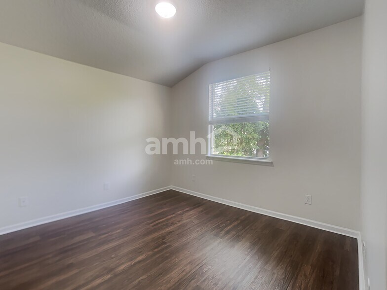 Building Photo - 1582 Sailmaker Ln