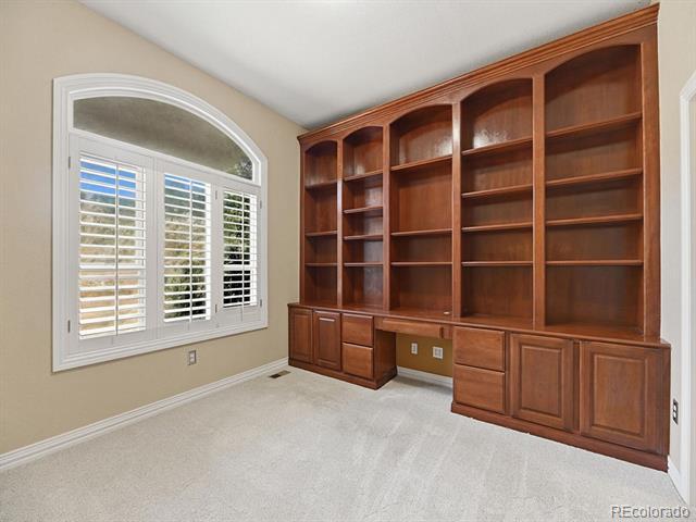 Building Photo - 2530 Westward Dr