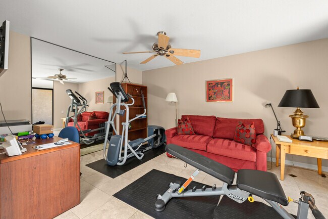 Building Photo - 70520 Gardenia Ct