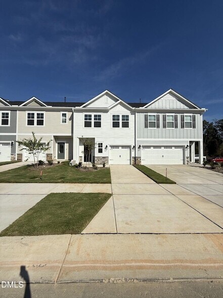 Building Photo - 337 Sweetbay Tree Dr