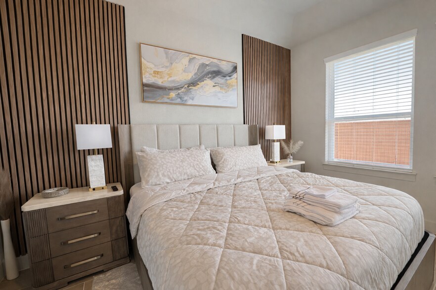 Building Photo - 275 Ginger St