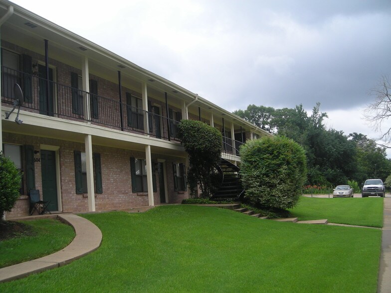 Whisper Oaks 4721 N University Dr Nacogdoches TX 75965 Apartment Finder